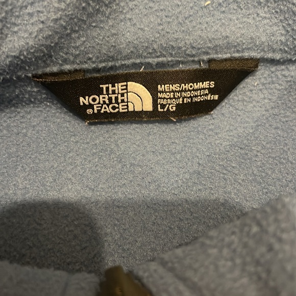Large North Face Fleece - Picture 3 of 5
